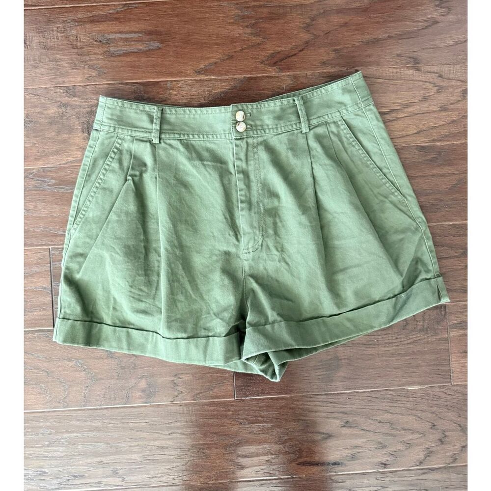 Madewell Pleated Cuffed Dark Green Shorts 12